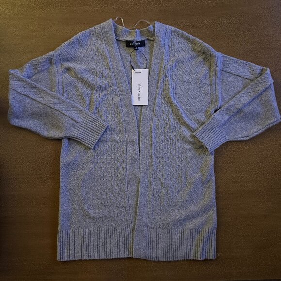 Chloe + Jasmine Sweaters - Grey Knitted Cardigan Sweater - Chloe + Jasmine Size Small NWT